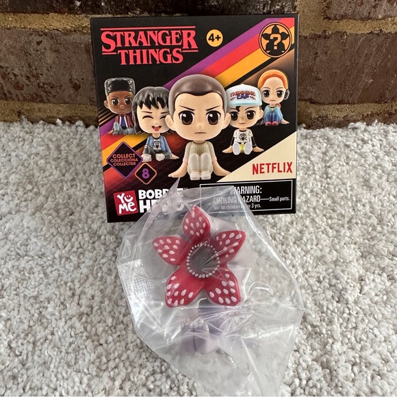 Stranger Things Demogorgon Bobble Hero - Picture 4 of 8